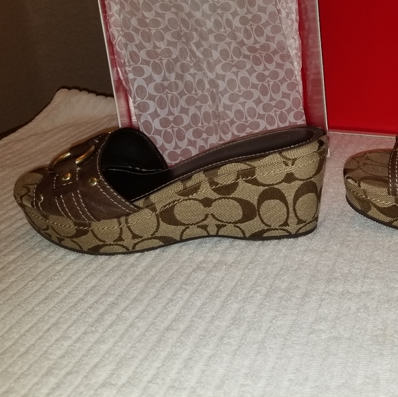 Coach wedges - Picture 7 of 16